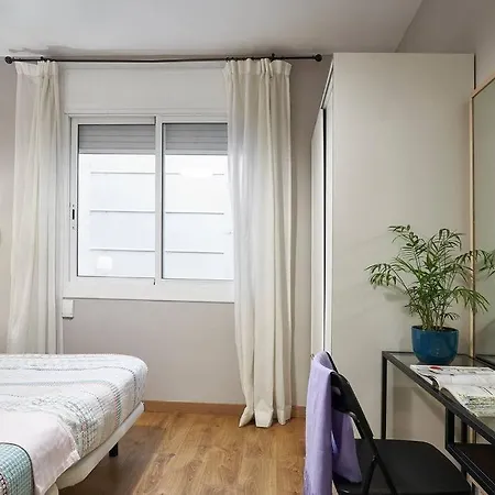Daire Bebarceloner Eixample - 2 Bedrooms *