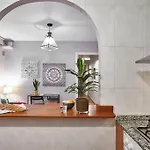 Apartment Bebarceloner Eixample - 2 Bedrooms Barcelona